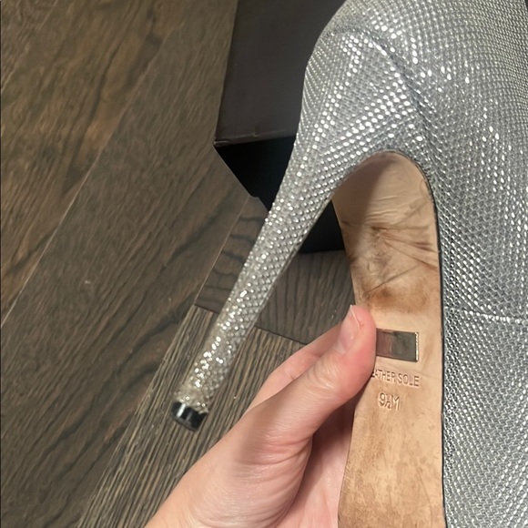 Badgley Mischka Women's Silver Peep-Toe Heels - DRAMA - Picture 7 of 10